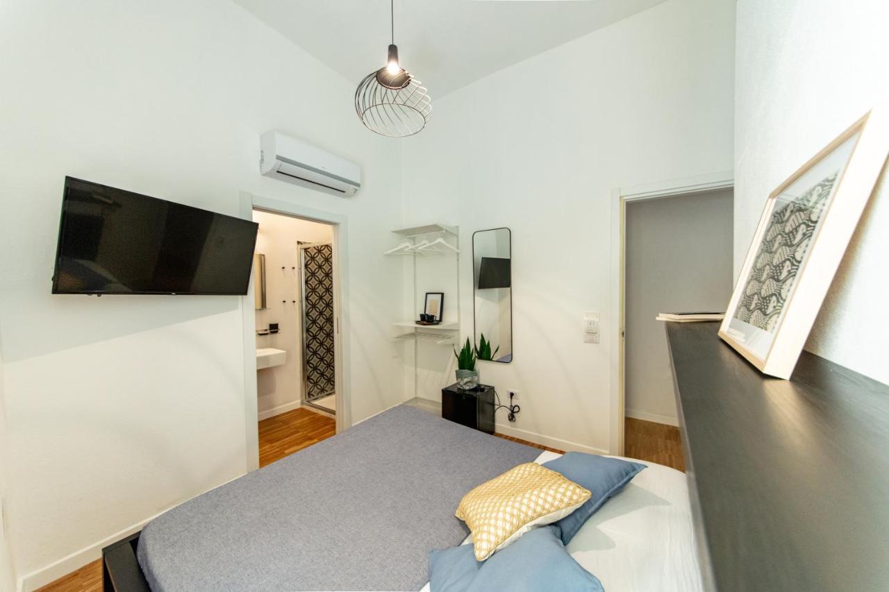 Lele'S Rooms Cagliari Exterior photo