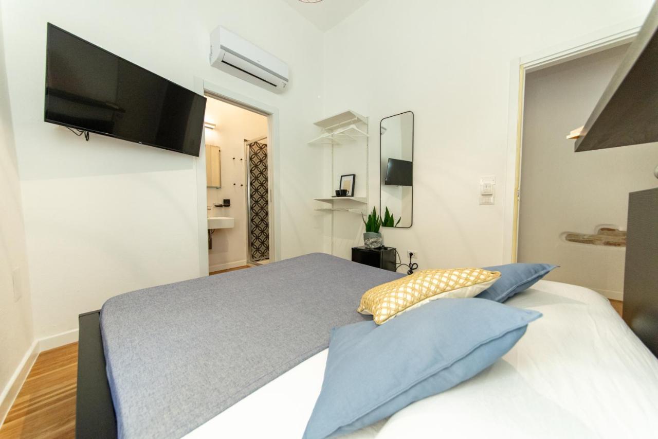 Lele'S Rooms Cagliari Exterior photo